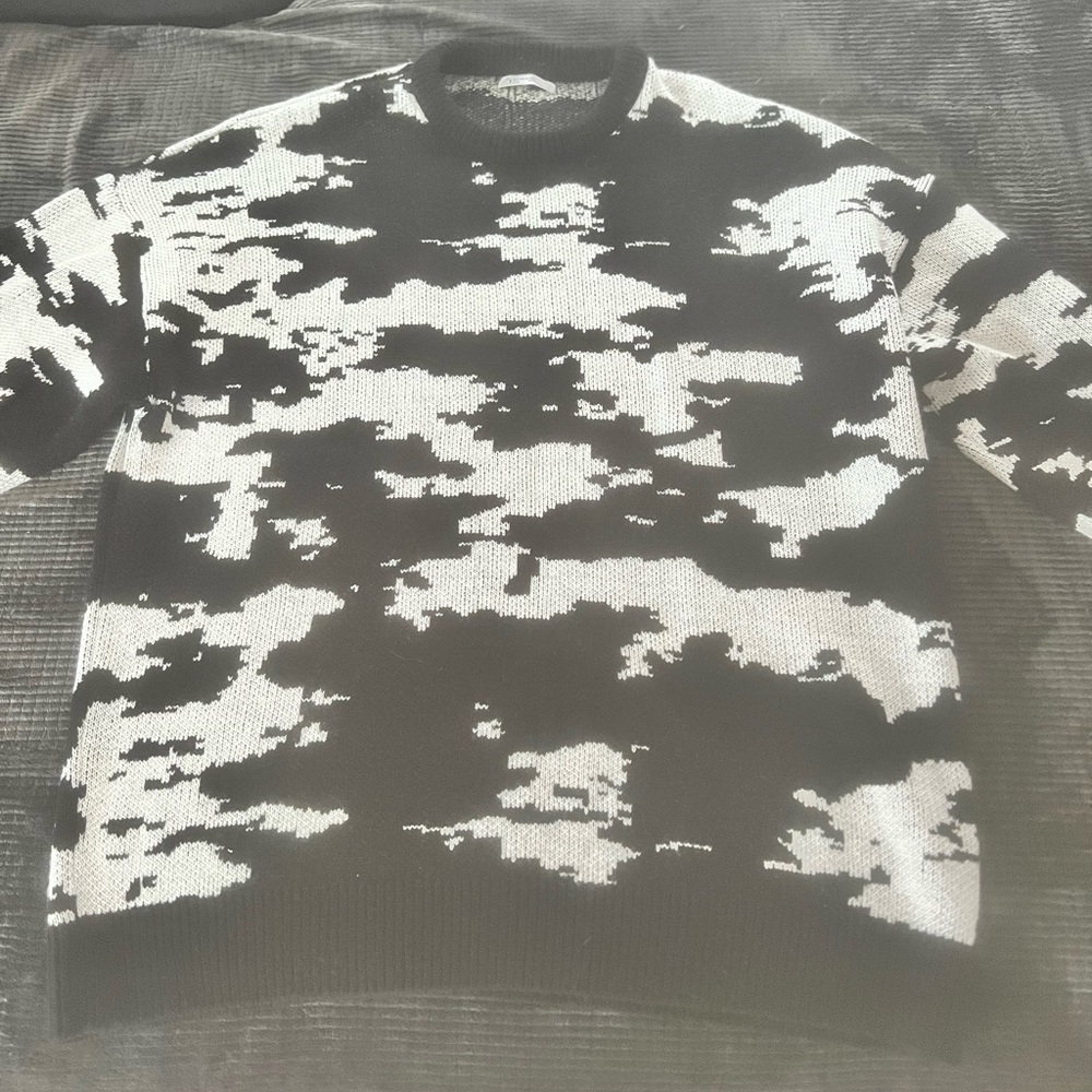 Zara Long sleeve camo shirt